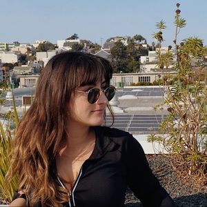 Meet your Posher, Simone